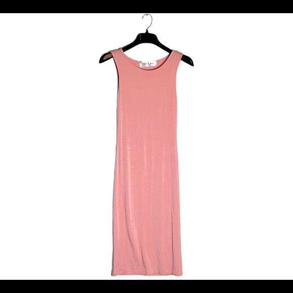 Casual Pink Midi Dress - Slim Fit - Picture 3 of 5